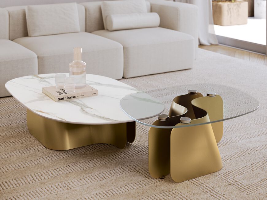 FLOW Central coffee table