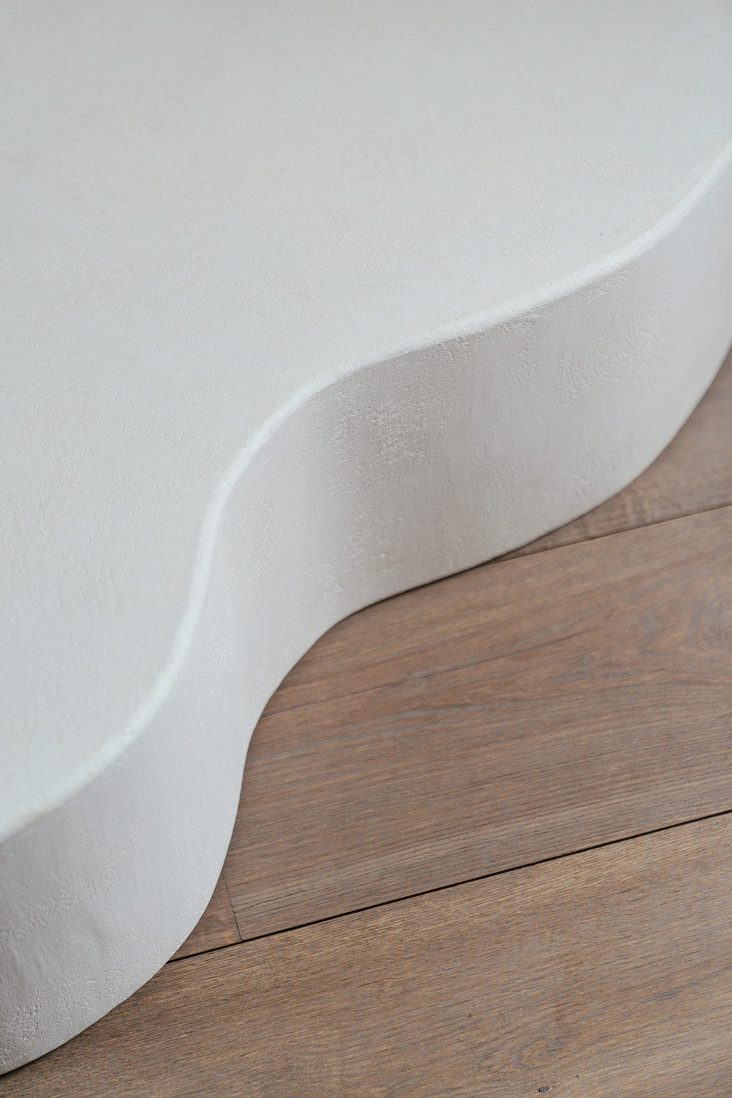 FLINT F01 Free form low coffee table