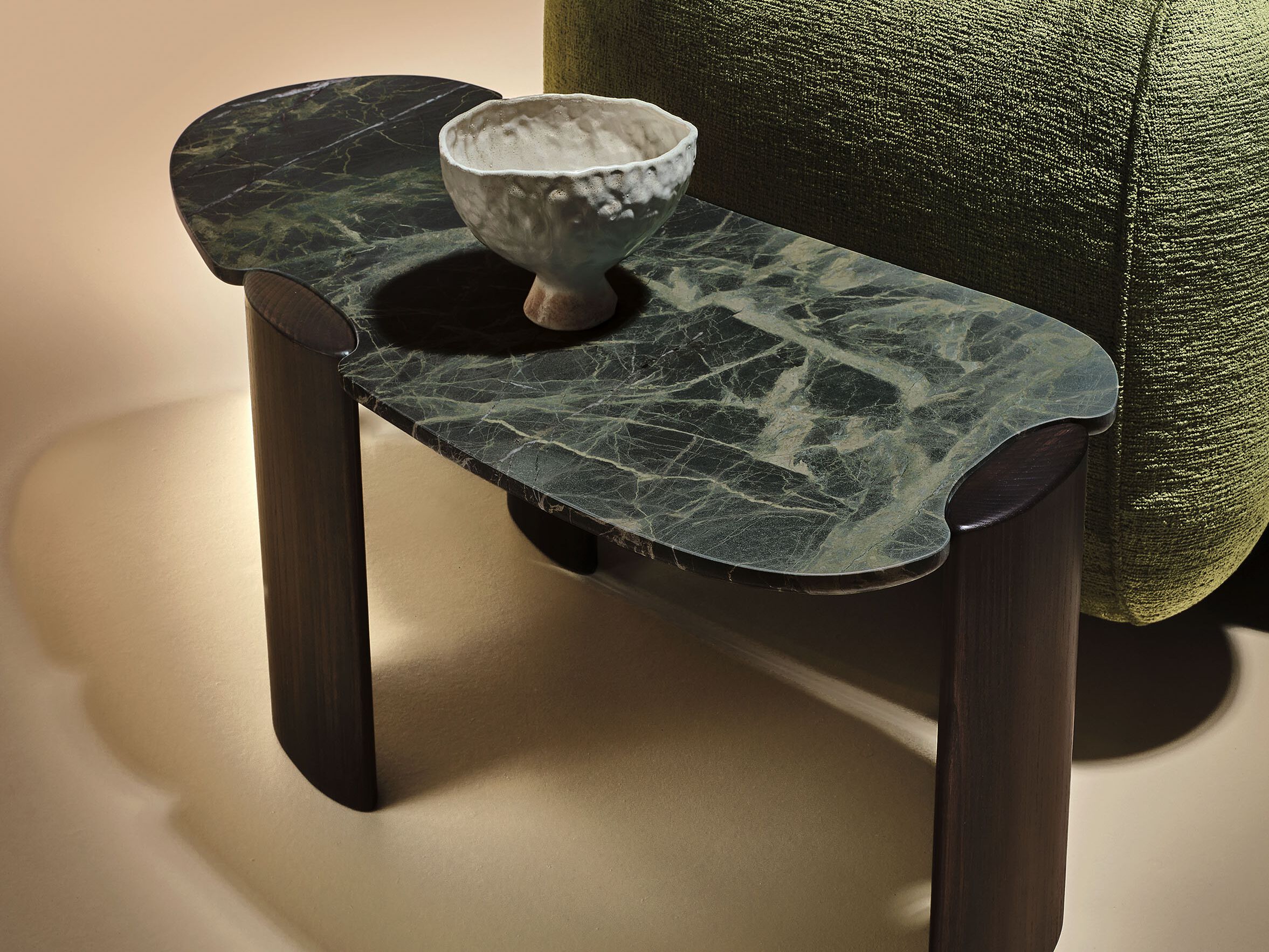 INLAY Central coffee table