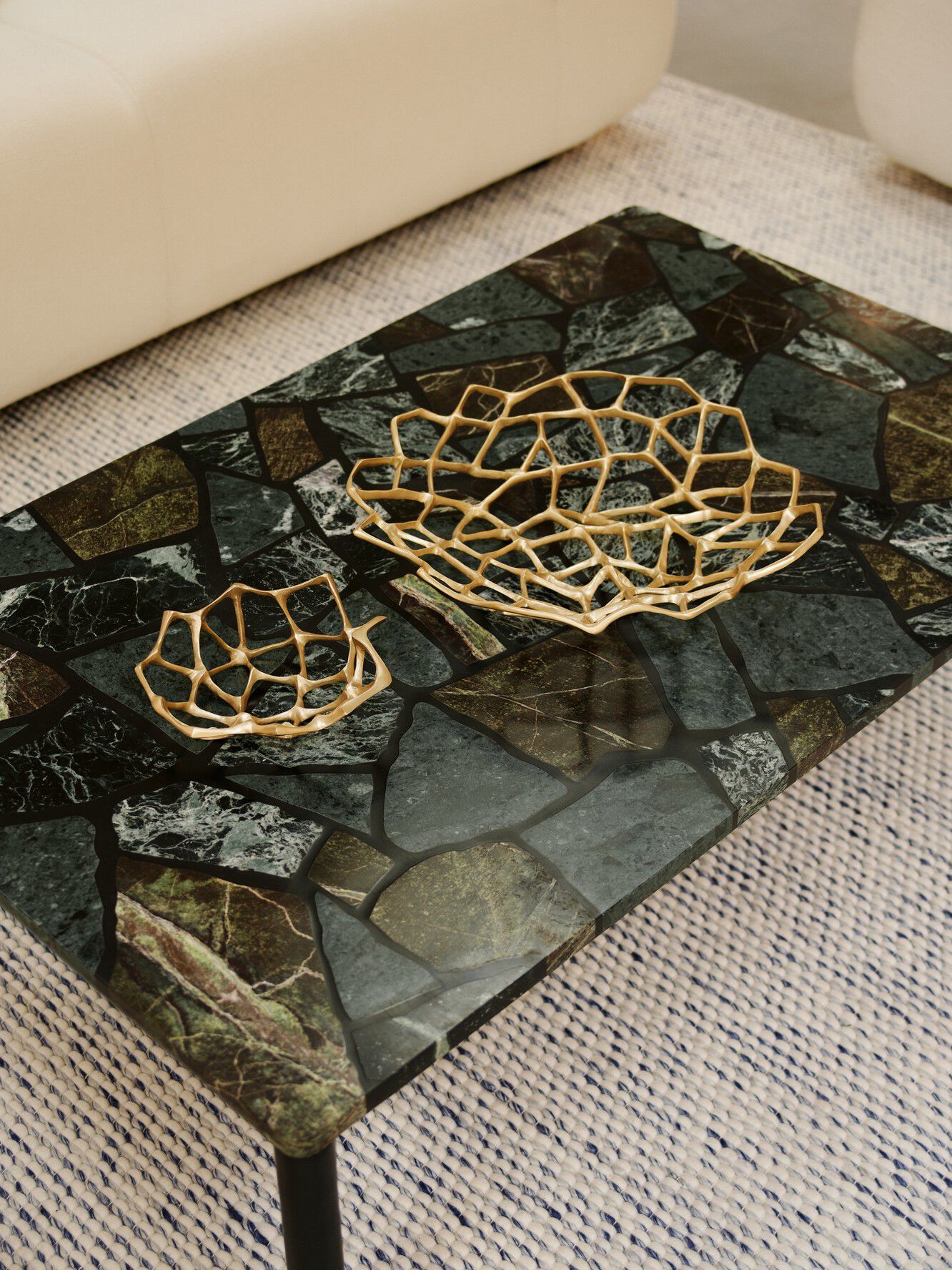 SMASH — Rectangular marble coffee table