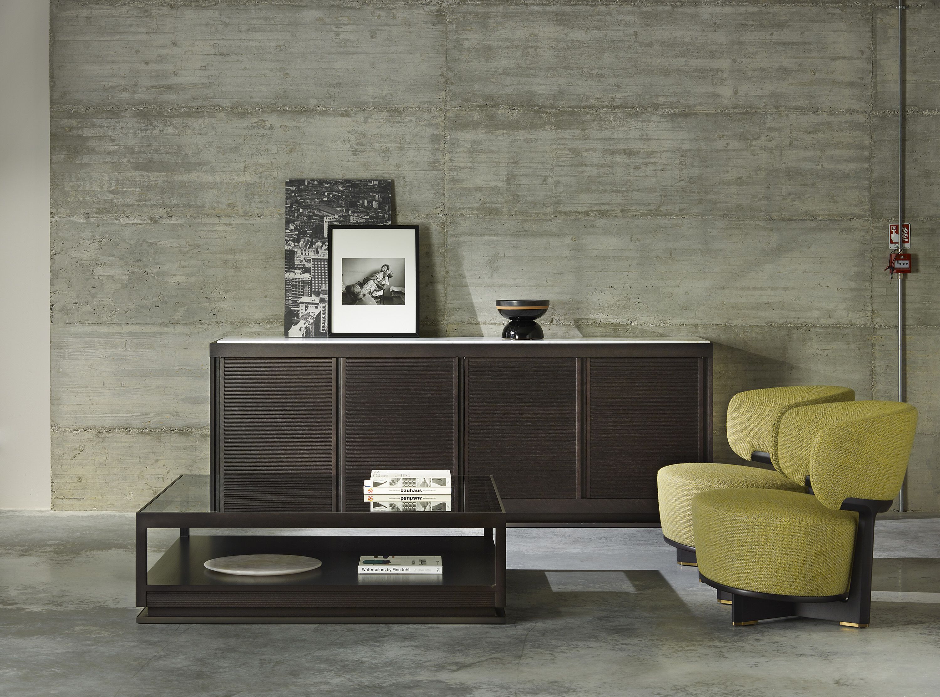 I.C.S. TAVOLINO Wood and glass coffee table