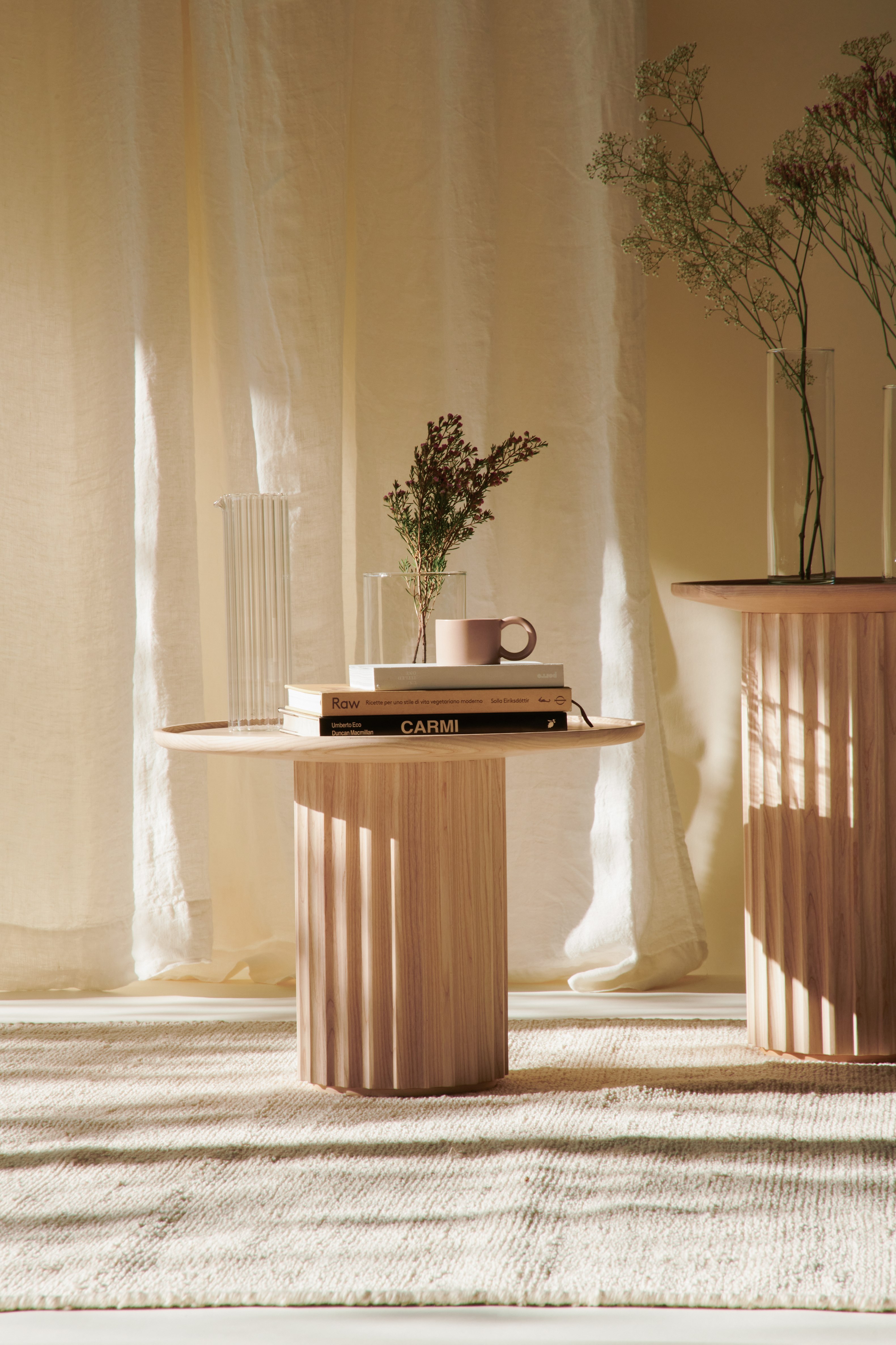CAPITELLO — Round ash coffee table