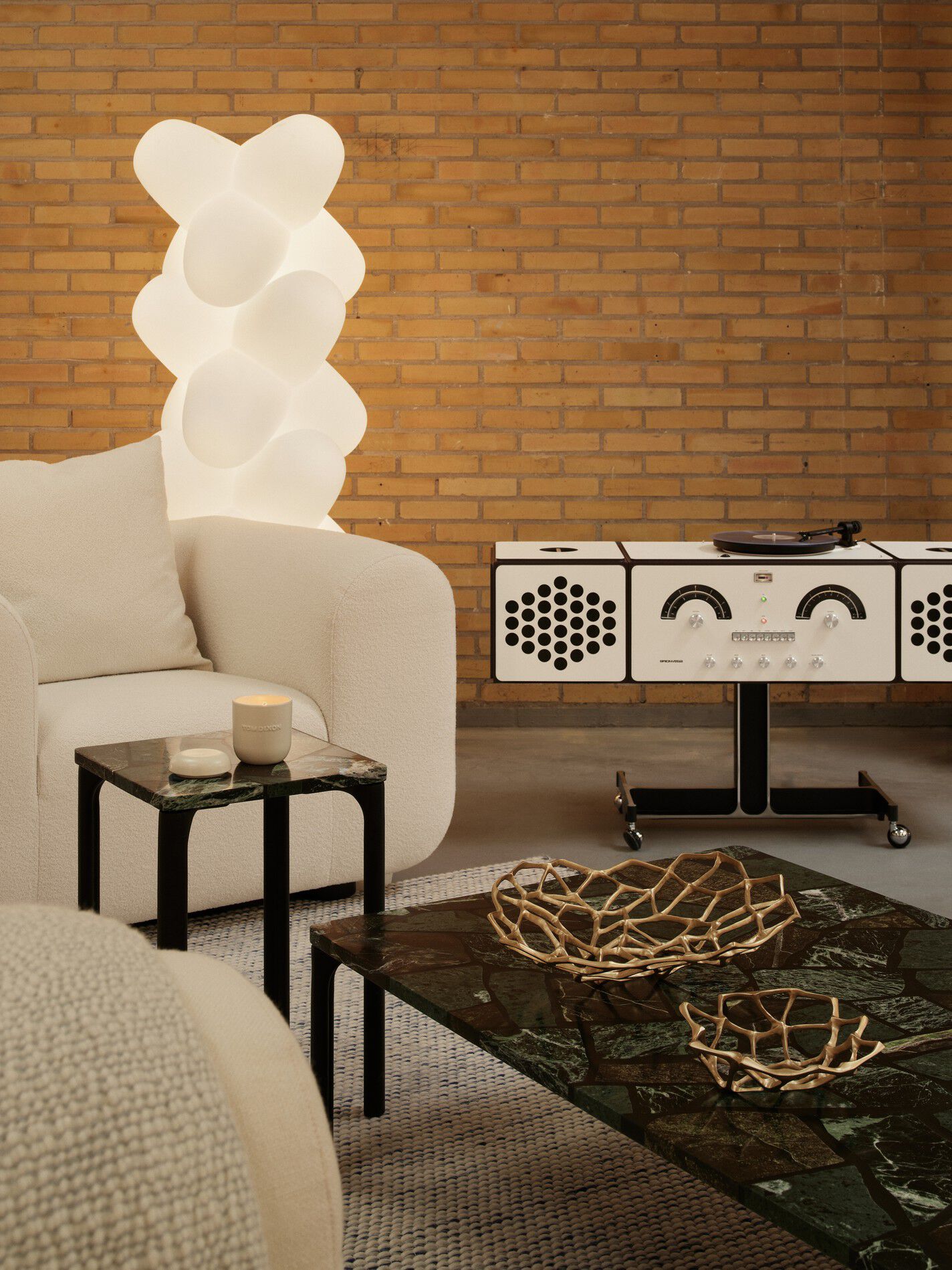 SMASH — Square marble coffee table