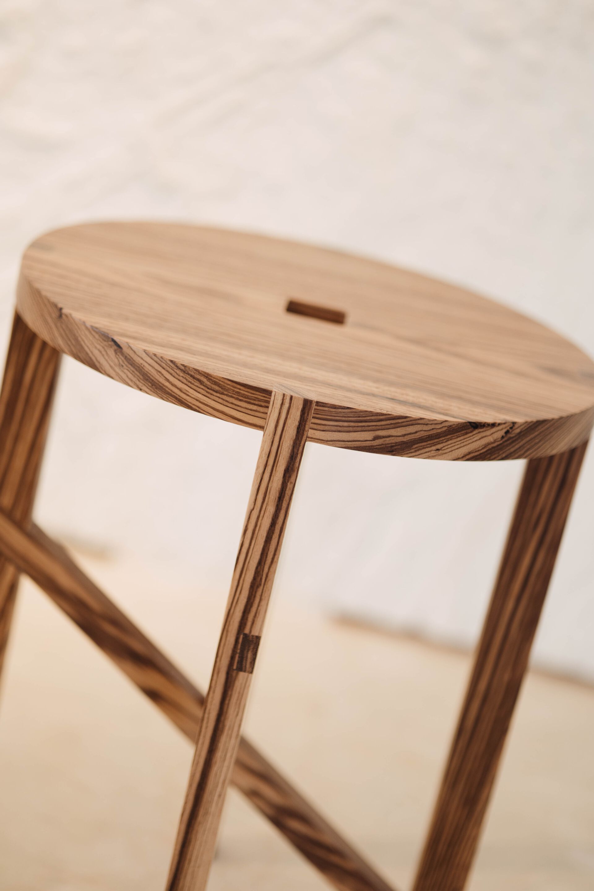 Second-Studio OBLIQUO Wooden coffee table / stool