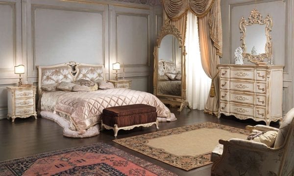 Alessandra Bedroom