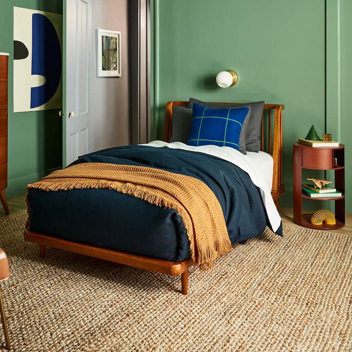 THE SOLSTICE BED – Model A2016