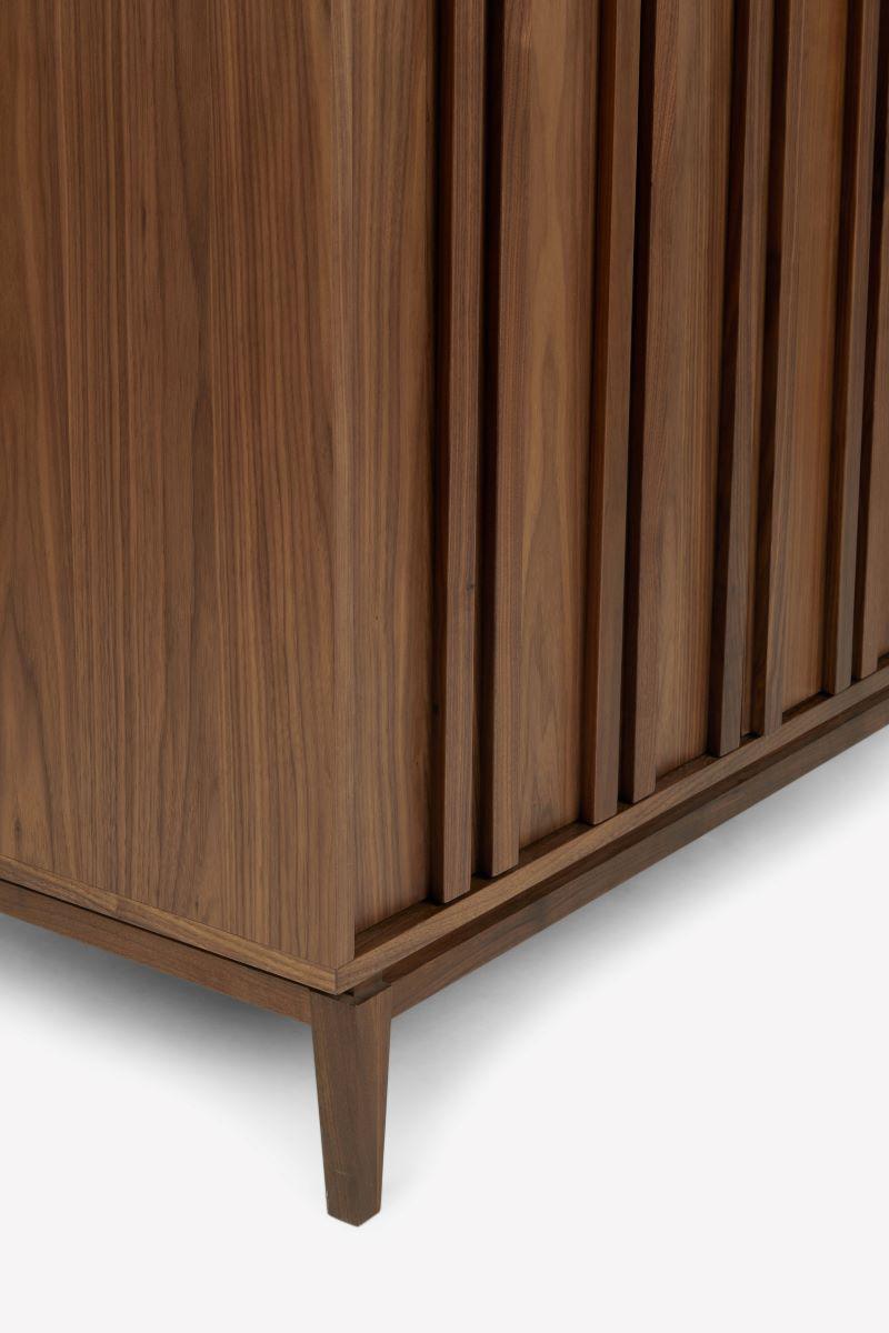THE SLAT WARDROBE – Model A2038