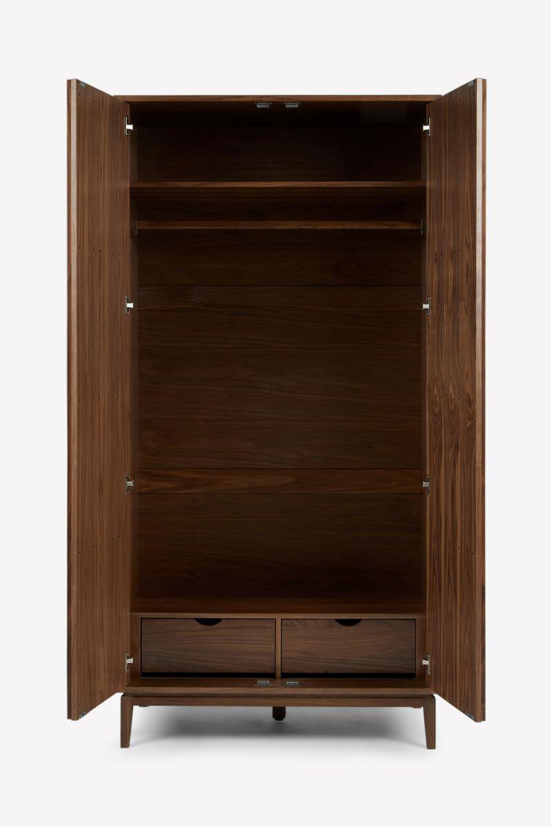 THE SLAT WARDROBE – MODEL A2038