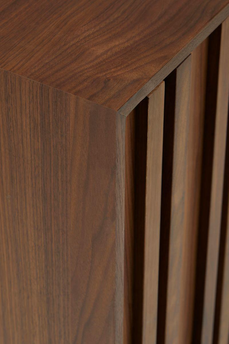 THE SLAT WARDROBE – MODEL A2038