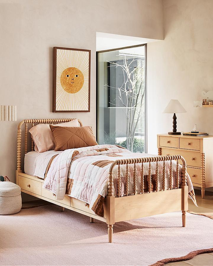 THE SPINDLE BED – Model A2042