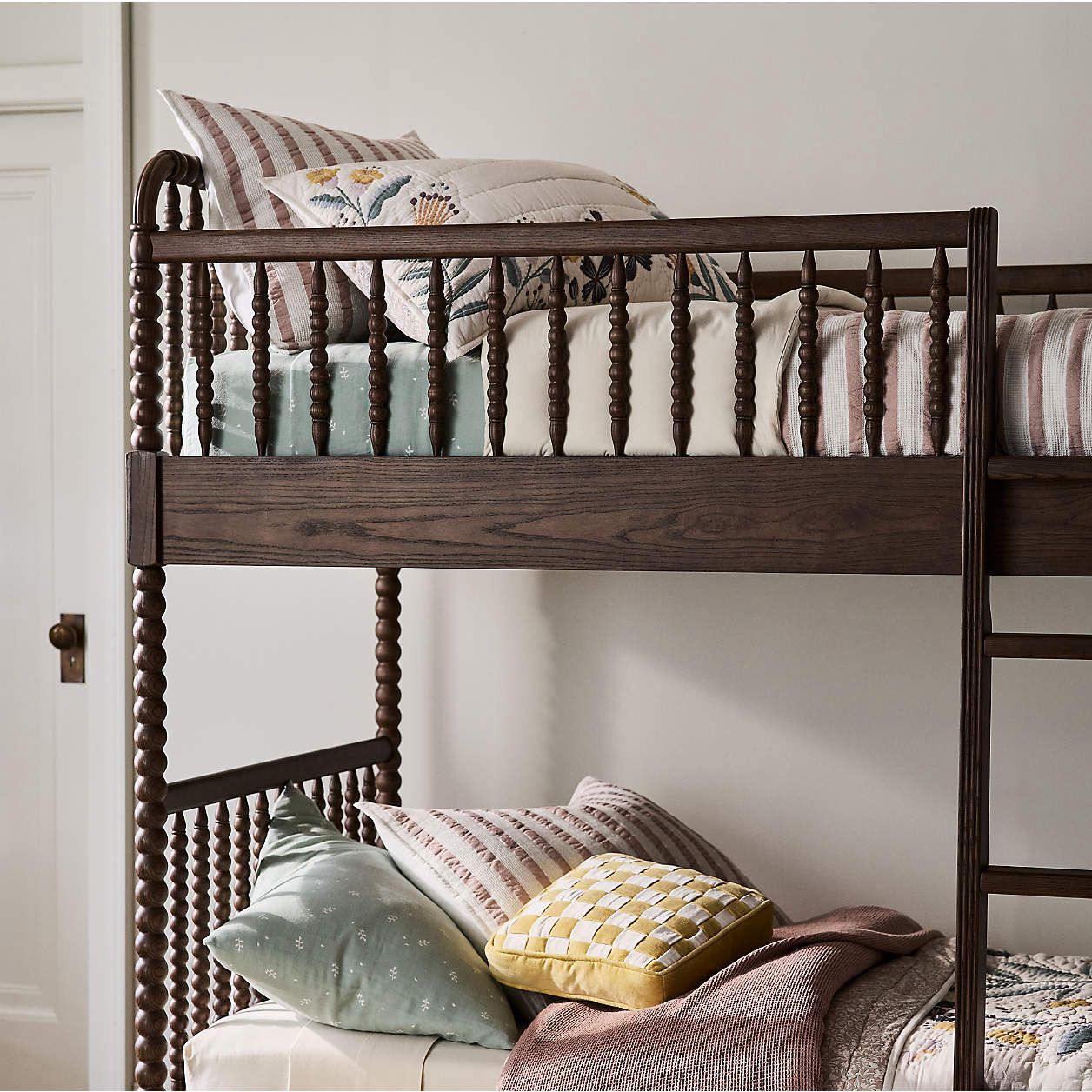 THE SPINDLE BUNK BED – Model A2046