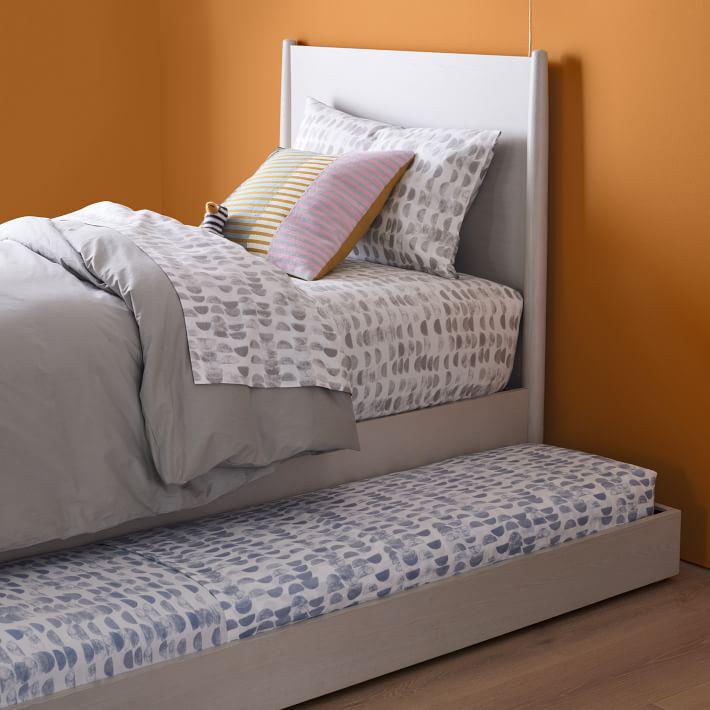 THE RETRO TRUNDLE BED – MODEL A2063